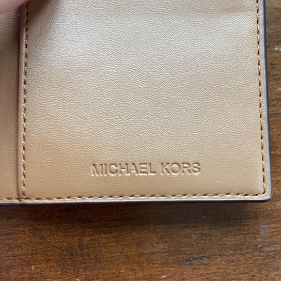 SOLD Michael Kors fold passport cardholder wallet - Picture 4 of 9